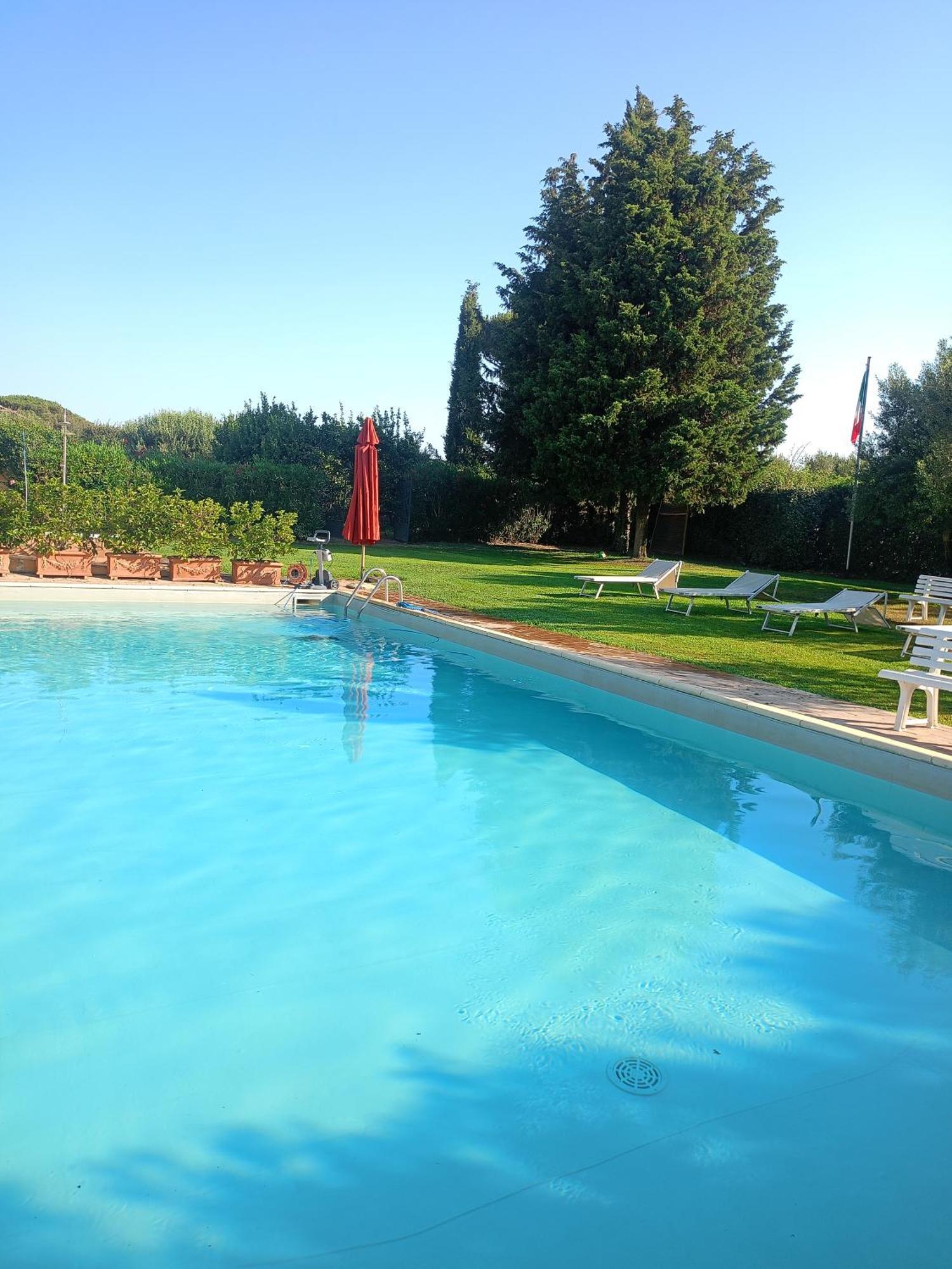 Casale Di Tormaggiore Villa And Country Suites Pomezia Exterior foto