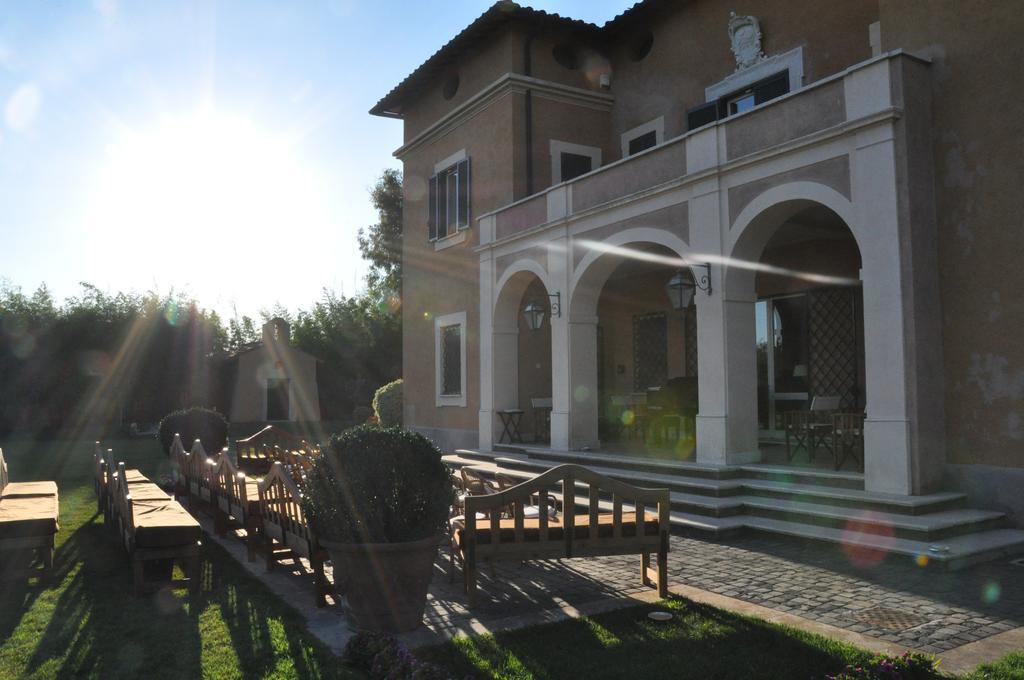 Casale Di Tormaggiore Villa And Country Suites Pomezia Exterior foto